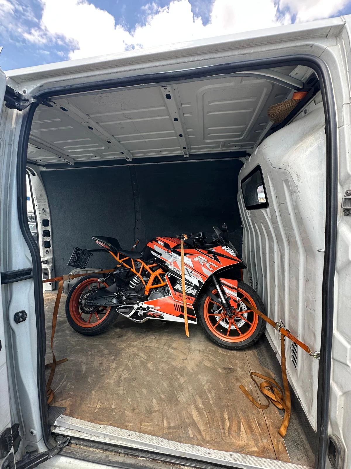Başakşehir motosiklet çekici ve transfer hizmeti